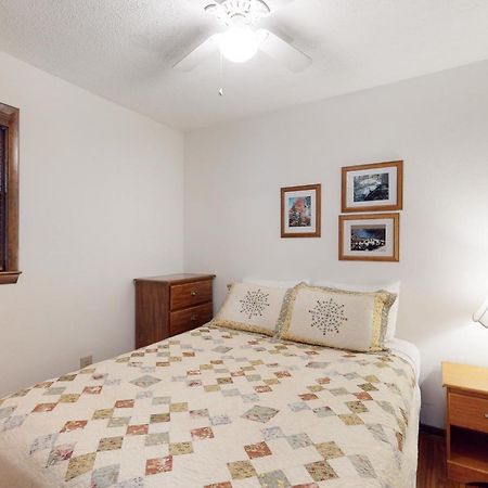 2 Bed 1 Bath Vacation Home In Whittier Exterior foto