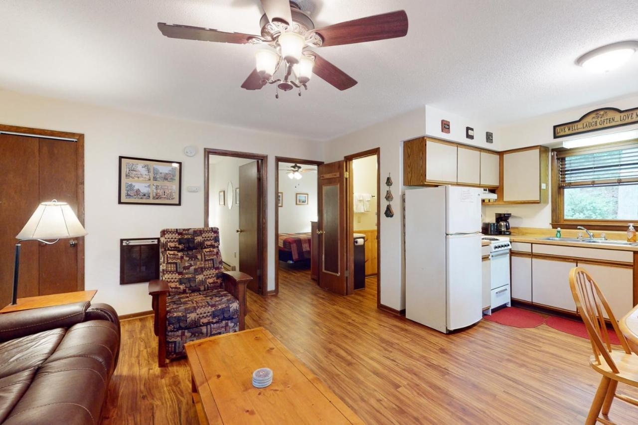 2 Bed 1 Bath Vacation Home In Whittier Exterior foto